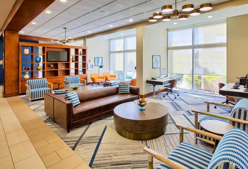 هتل Four Points By Sheraton Raleigh Durham Airport
