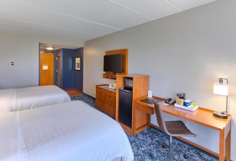 هتل Four Points By Sheraton Raleigh Durham Airport