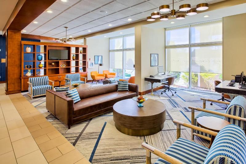 هتل Four Points By Sheraton Raleigh Durham Airport