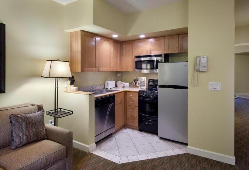 هتل Holiday Inn Club Vacations At Lake Geneva Resort, An Ihg