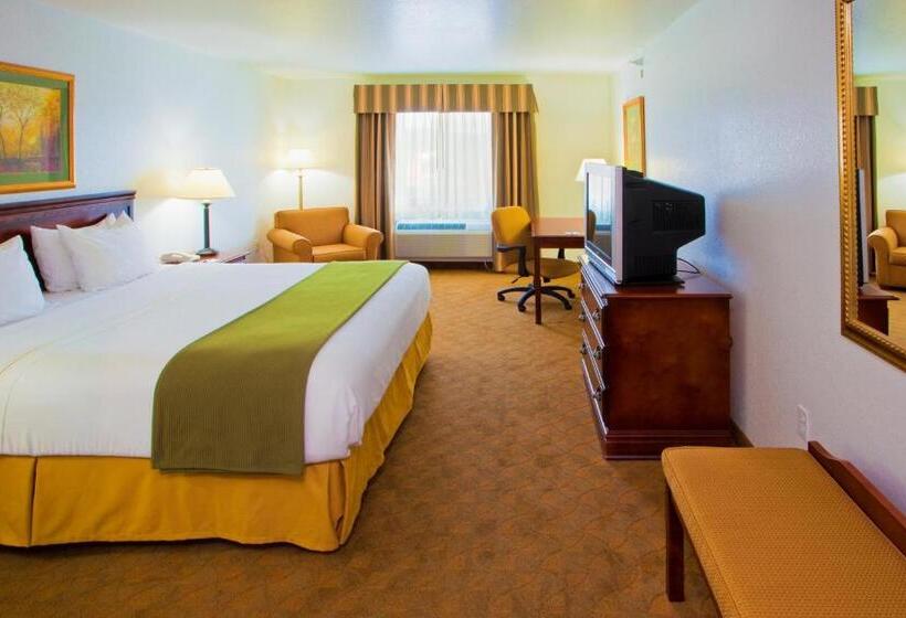 فندق Holiday Inn Express  & Suites Elkins