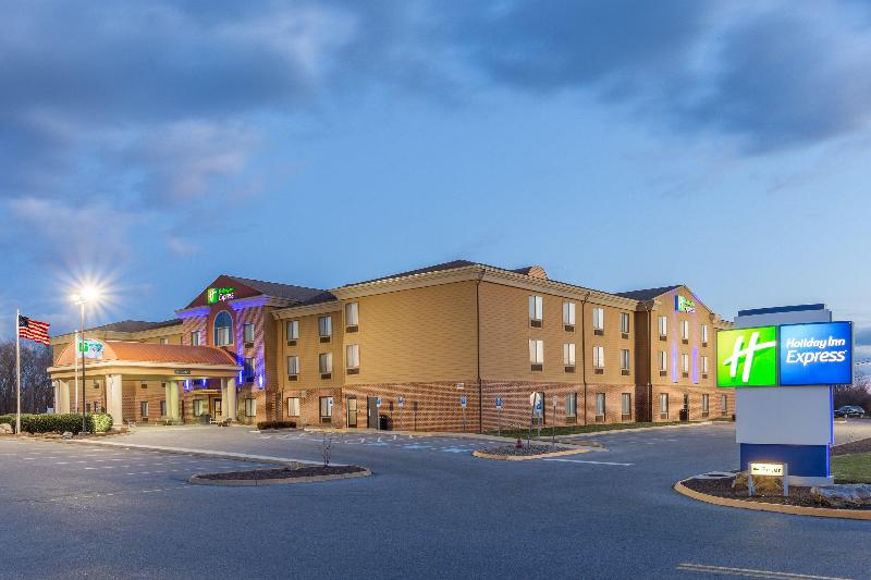 هتل Holiday Inn Express Charles Town, An Ihg
