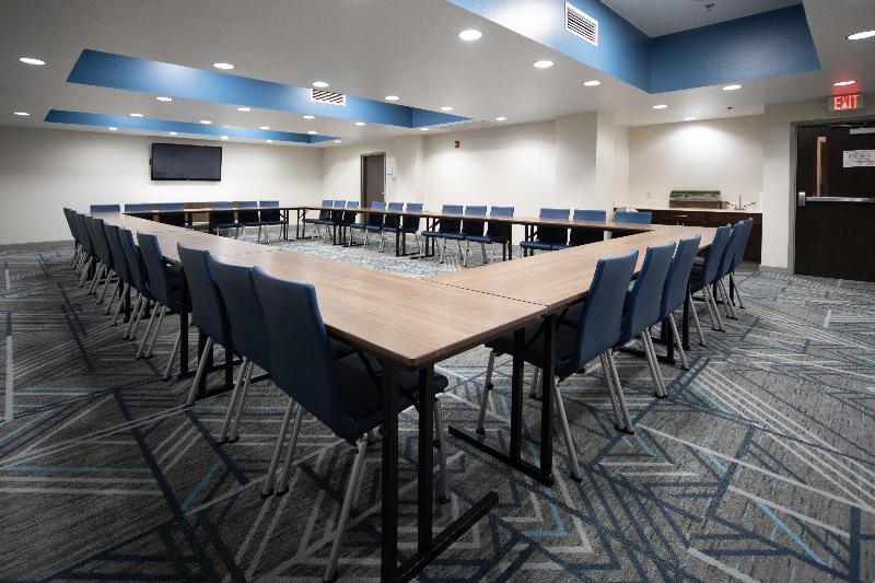هتل Holiday Inn Express Conway, An Ihg