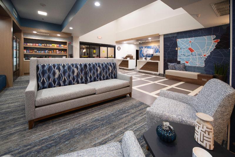 هتل Holiday Inn Express Conway, An Ihg