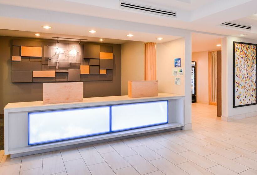 ホテル Holiday Inn Express Mineral Wells, An Ihg