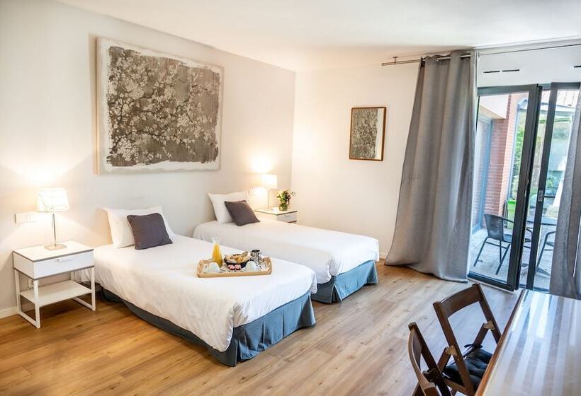 호텔 Hôtel & Séminaire Le Patio Occitan   Toulouse Ouest   Francazal