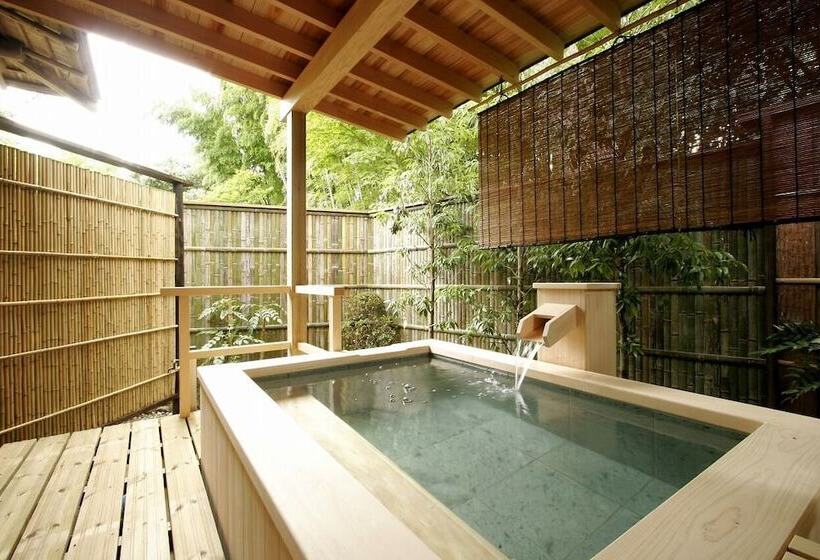 هتل Koshi No Yado Takashimaya