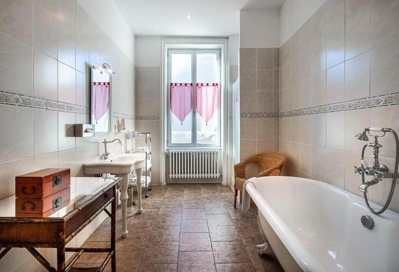هتل Le Pavillon Des Lys   Hôtel Particulier