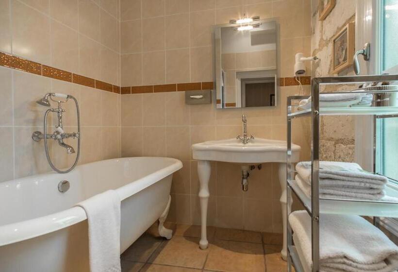 هتل Le Pavillon Des Lys   Hôtel Particulier