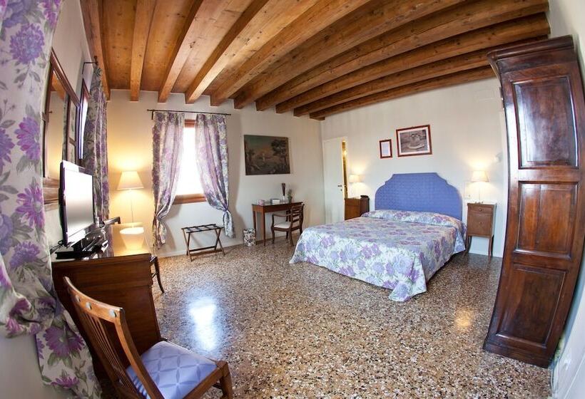 Fotos del hotel Locanda Ai Santi Apostoli:  6