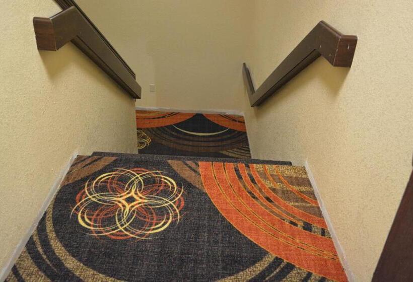 호텔 Countryside Inn And Suites