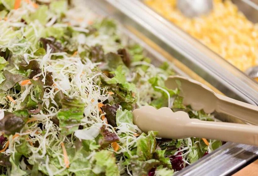 هتل New Welcity Yugawara