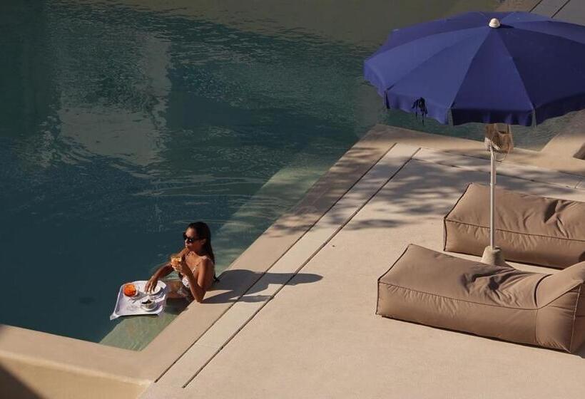 هتل Oriente Suites E Spa