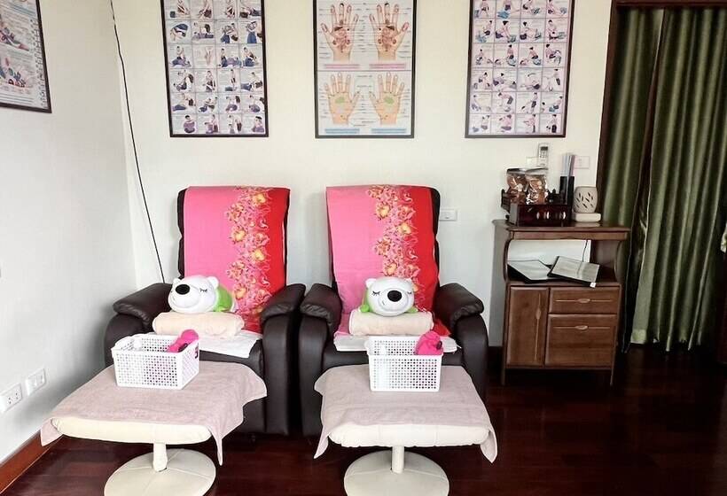 هتل Phunawa Resort Phuket Karon Beach   Sha Plus
