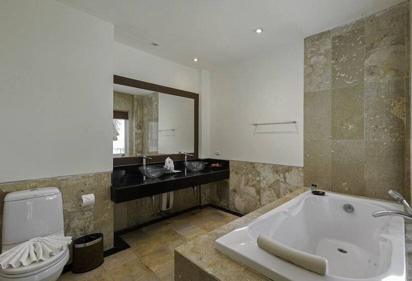 هتل Phunawa Resort Phuket Karon Beach   Sha Plus