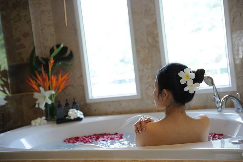هتل Phunawa Resort Phuket Karon Beach   Sha Plus