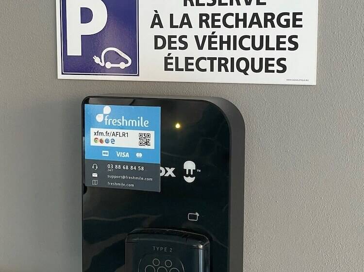 هتل Privilège Hôtel & Apparts Eurociel Centre Comédie