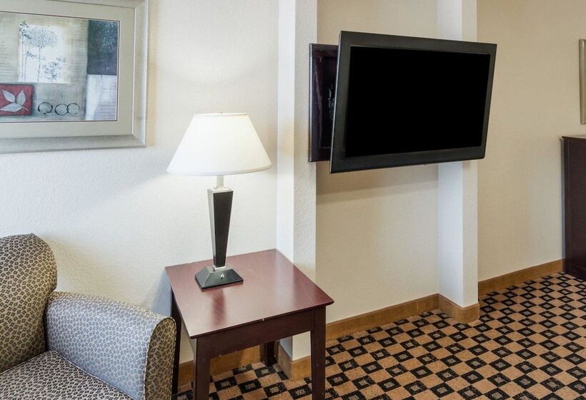 Отель Quality Inn And Suites Groesbeck