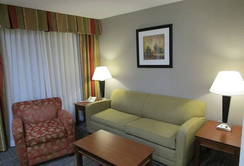 هتل Ramada By Wyndham Platte City Kci Airport