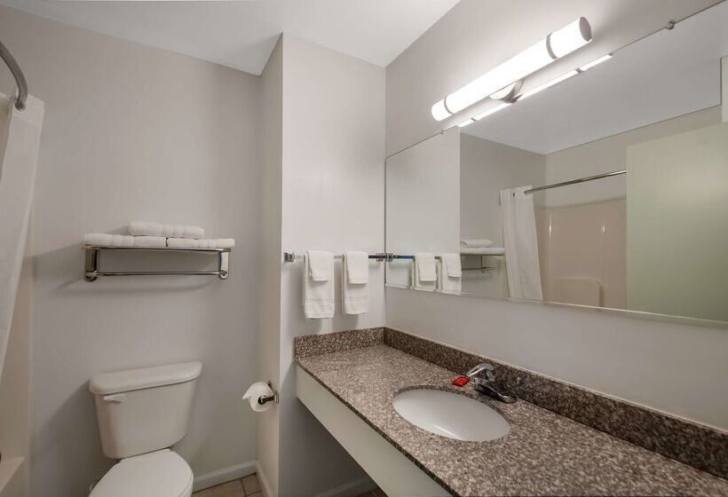 Surestay Plus Hotel By Best Western Berkeley Springs