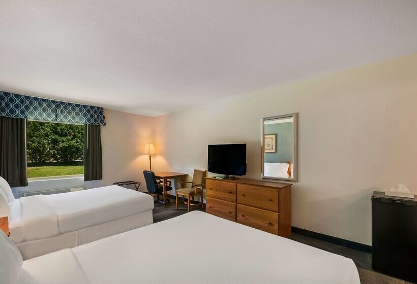 Hotel Surestay Plus  By Best Western Berkeley Springs