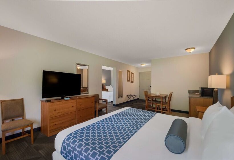 Hotel Surestay Plus  By Best Western Berkeley Springs