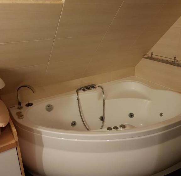 Sunshine Hostel