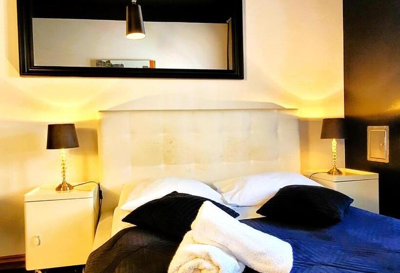 تختخواب و صبحانه Chmielna Guest House