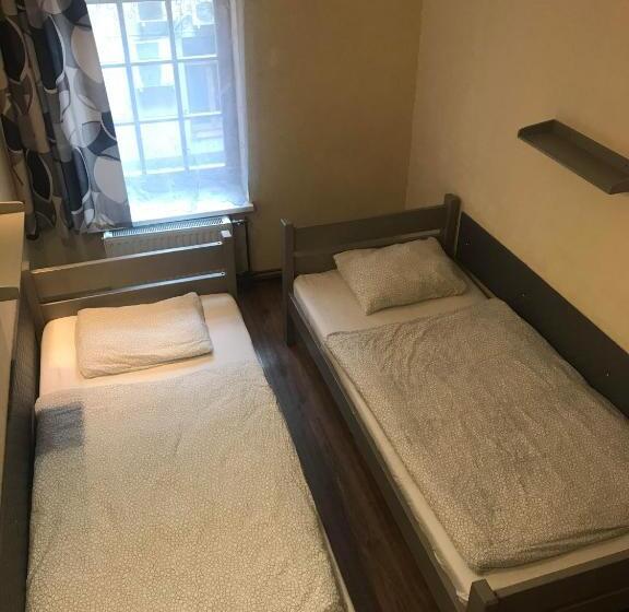 Hostel Orange