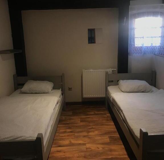 Hostel Orange