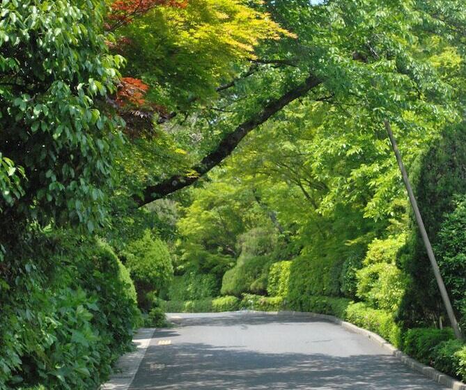 هتل Biwako Hanakaido