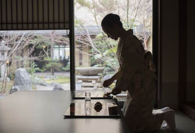 هتل Biwako Hanakaido