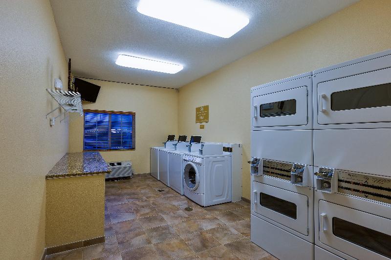 هتل Candlewood Suites Decatur Medical Center, An Ihg
