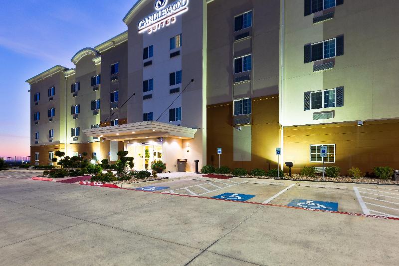 هتل Candlewood Suites Decatur Medical Center, An Ihg