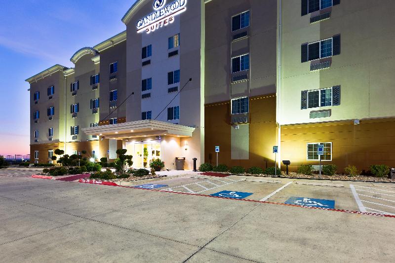 בית מלון כפרי Candlewood Suites Decatur Medical Center