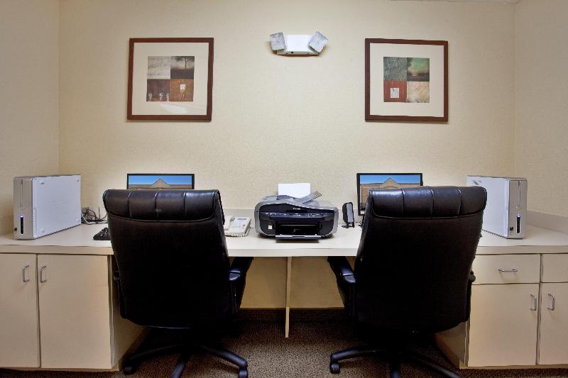 هتل Candlewood Suites Lake Charles Sulphur, An Ihg