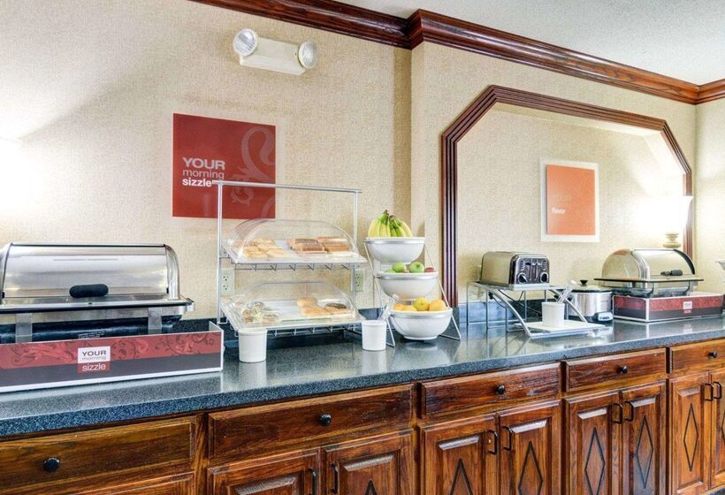 هتل Comfort Inn & Suites Conway
