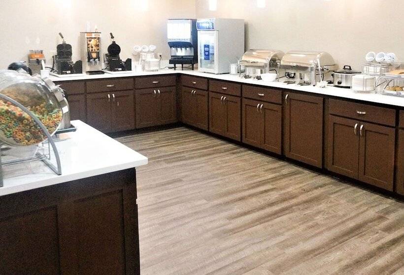 هتل Comfort Inn & Suites Conway