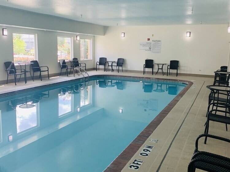 هتل Comfort Inn & Suites Conway