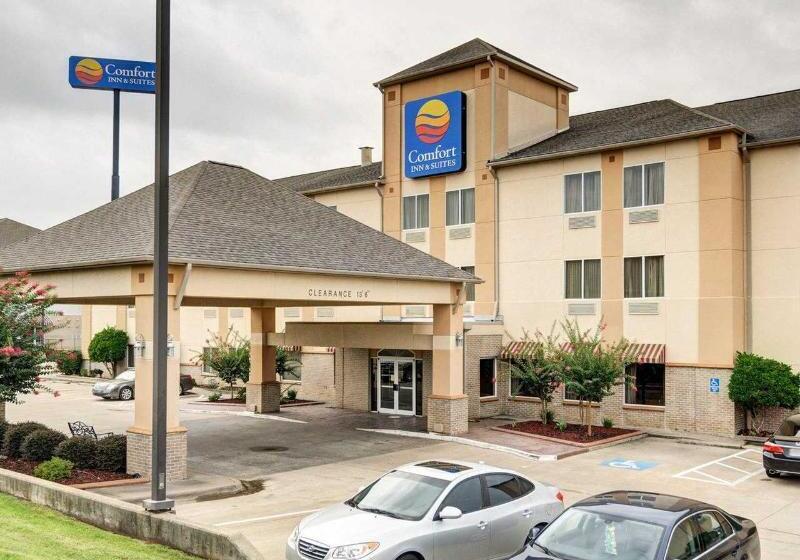 هتل Comfort Inn & Suites Conway