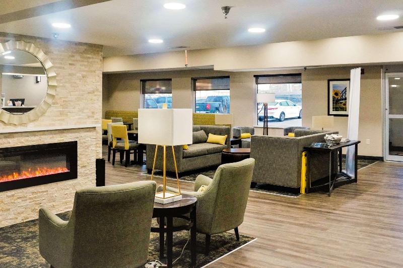 هتل Comfort Inn & Suites Conway