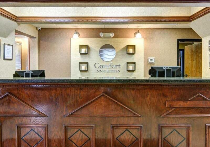 هتل Comfort Inn & Suites Conway