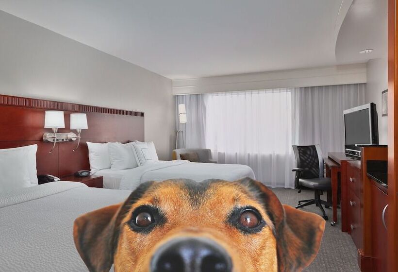 هتل Courtyard By Marriott Corpus Christi