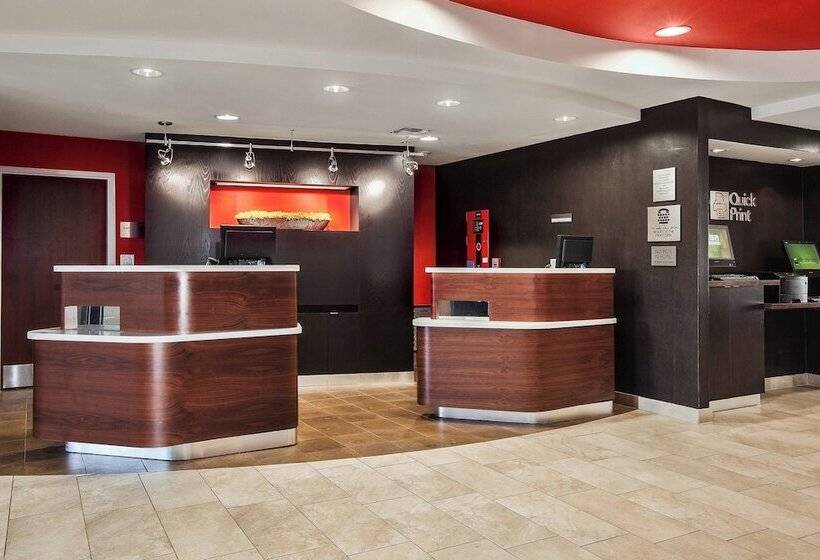 هتل Courtyard By Marriott Corpus Christi