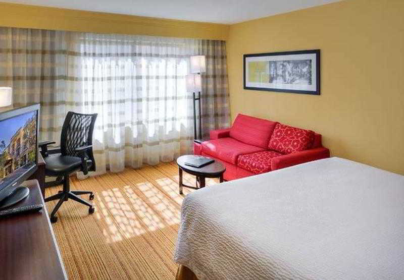 فندق Courtyard By Marriott San Diego Carlsbad