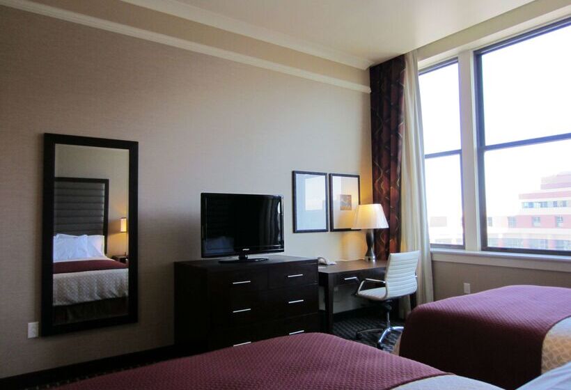 هتل Embassy Suites By Hilton St. Louis Downtown