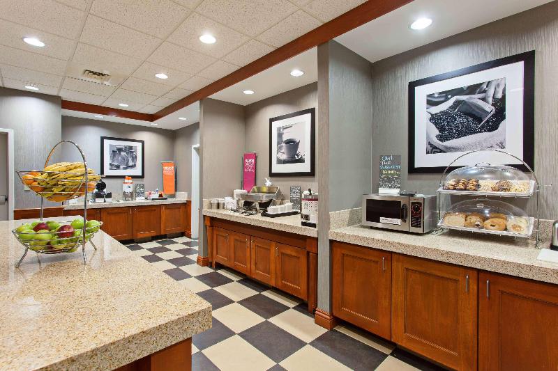 هتل Hampton Inn & Suites Clovisairport North