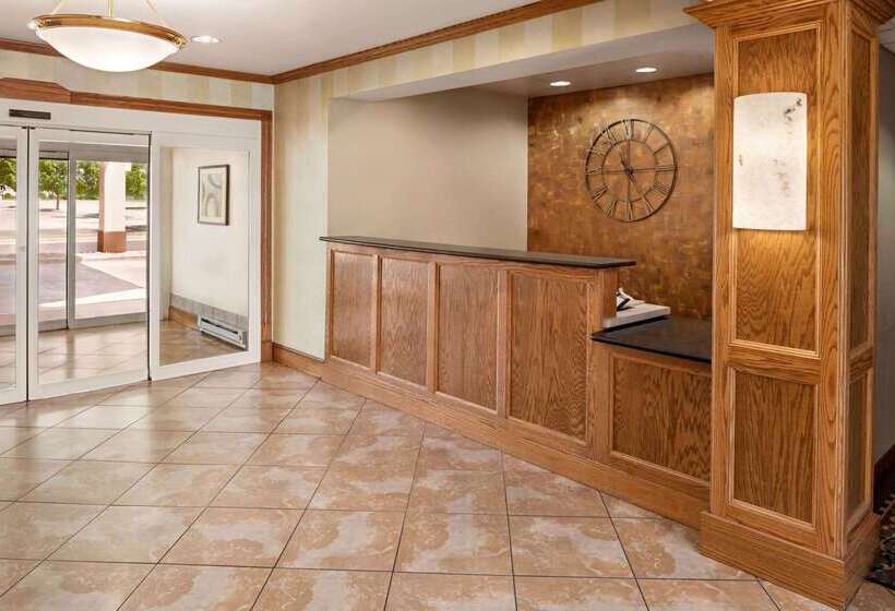 هتل Hawthorn Extended Stay By Wyndham Decatur