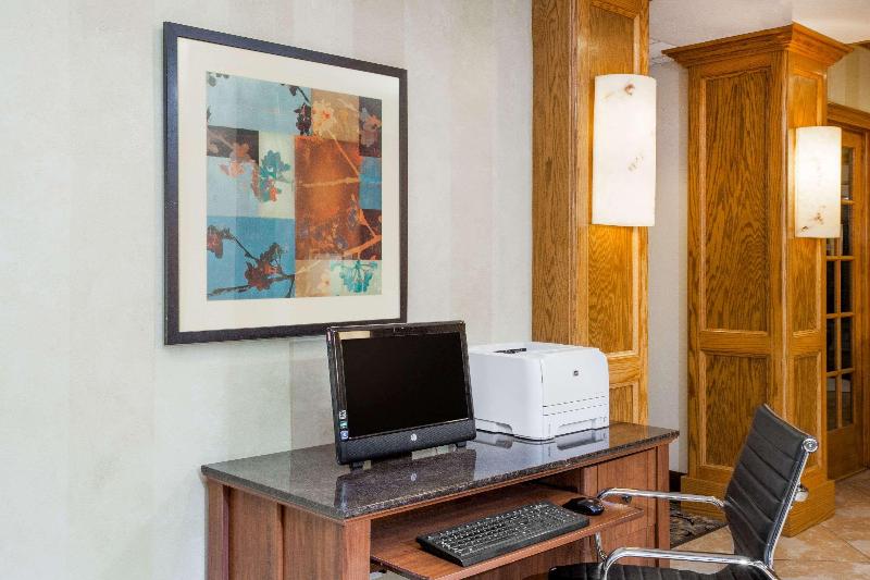 هتل Hawthorn Extended Stay By Wyndham Decatur
