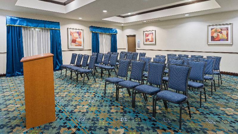 ホテル Holiday Inn Express And Suites Stroudsburg Poconos, An Ihg